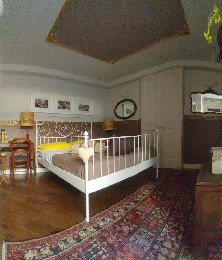 Appartamento A Centro Storico Di Катания Экстерьер фото